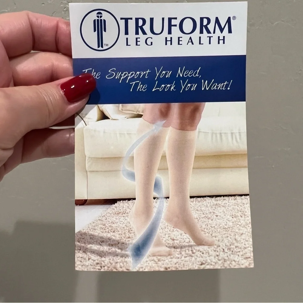 NEW Truform Medical firm Compression Stockings Unisex, size Small,  blackNIB